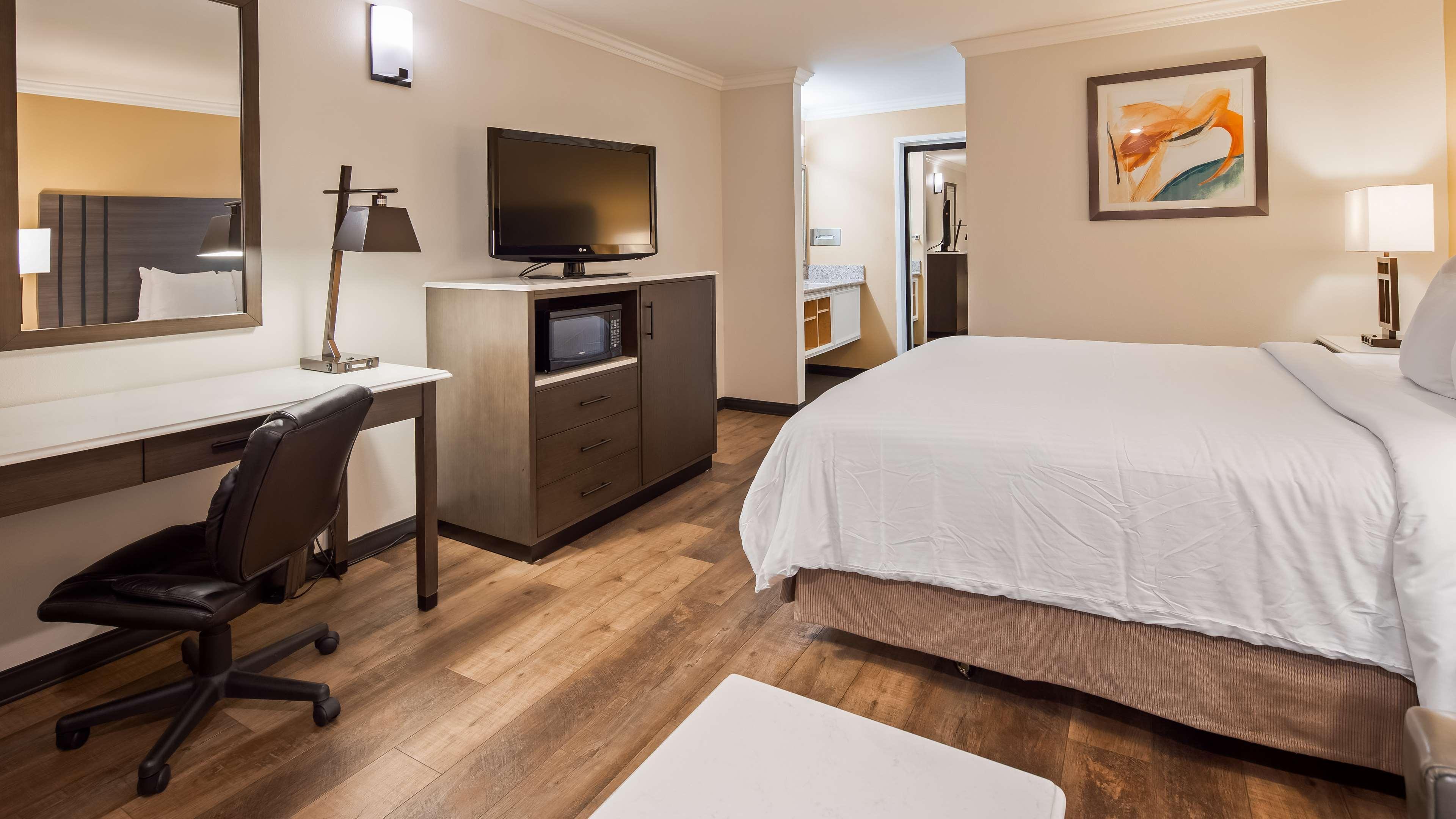 Best Western Plus Orange County Airport North Санта-Ана Экстерьер фото